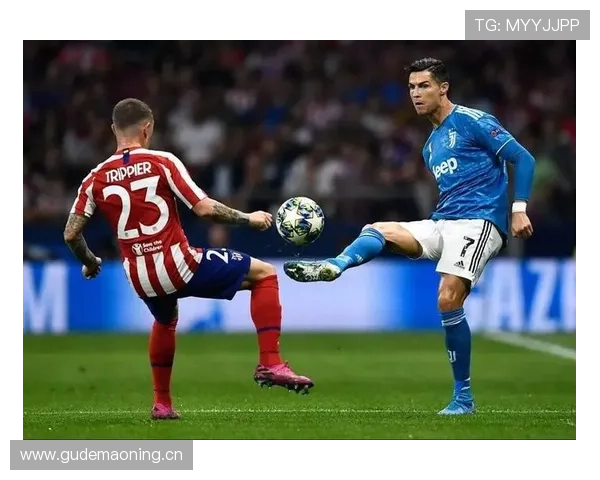 特里皮尔对位姆巴佩:顶级边卫防守能力解析