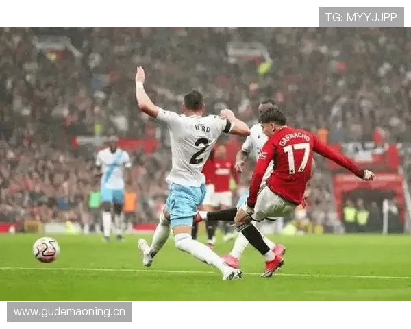 亚马尔身体对抗劣势是否影响其核心进攻角色与战术适配