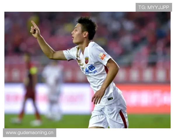 国际米兰边路优势难以持续压制,对球队进攻稳定性形成阶段性考验 国际米兰边路优势难以持续压制,对球队进攻稳定性形成阶段性考验